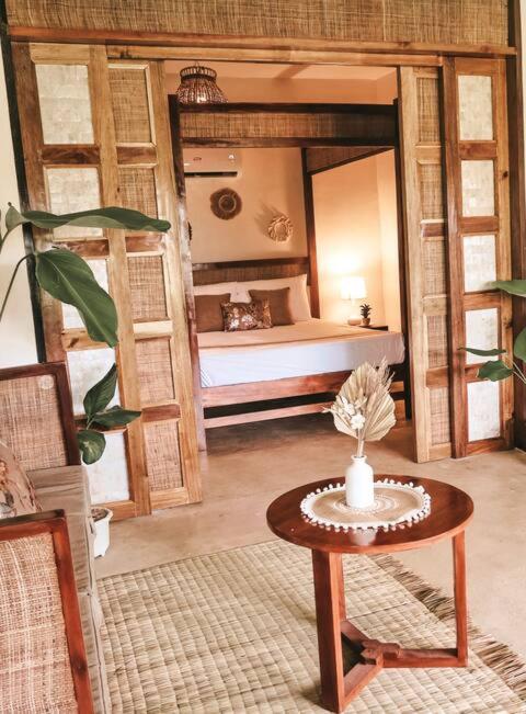 Greenhouse Siargao Roadside Boutique Apartments General Luna  Exterior photo