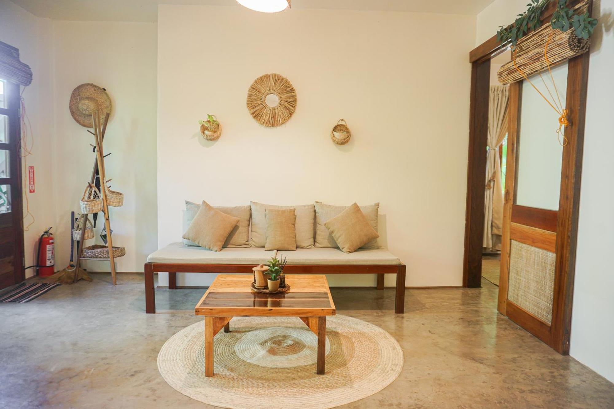 Greenhouse Siargao Roadside Boutique Apartments General Luna  Exterior photo