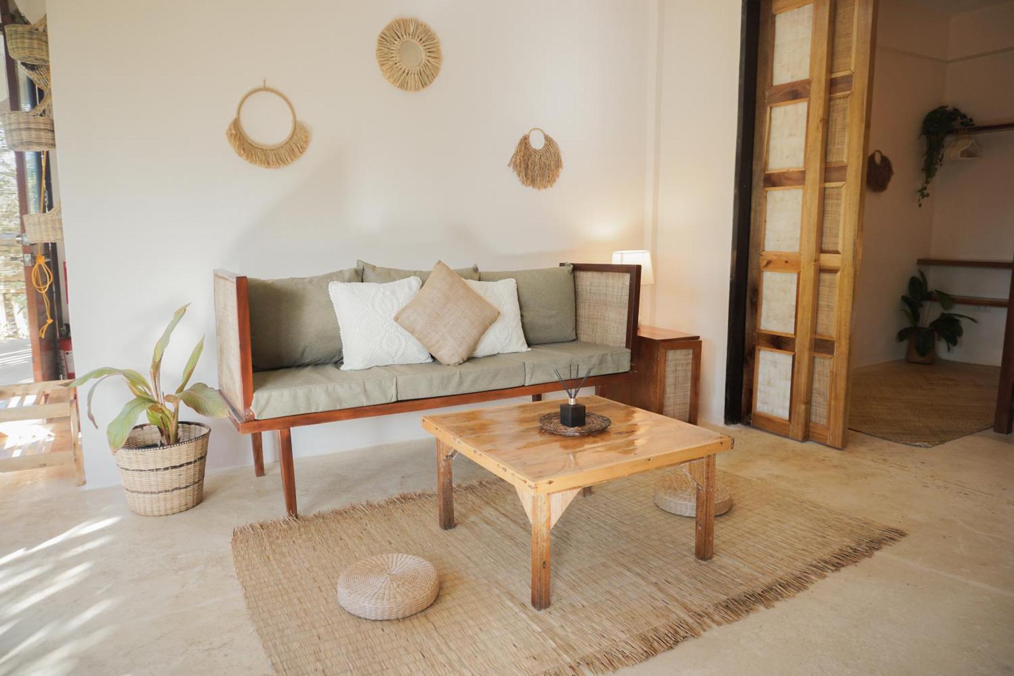 Greenhouse Siargao Roadside Boutique Apartments General Luna  Exterior photo