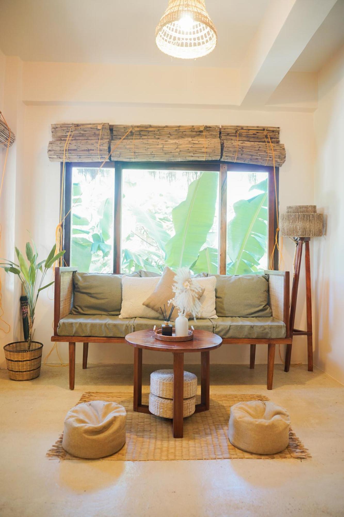 Greenhouse Siargao Roadside Boutique Apartments General Luna  Exterior photo