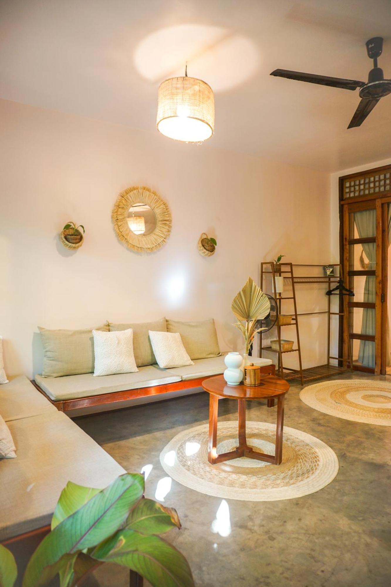 Greenhouse Siargao Roadside Boutique Apartments General Luna  Exterior photo