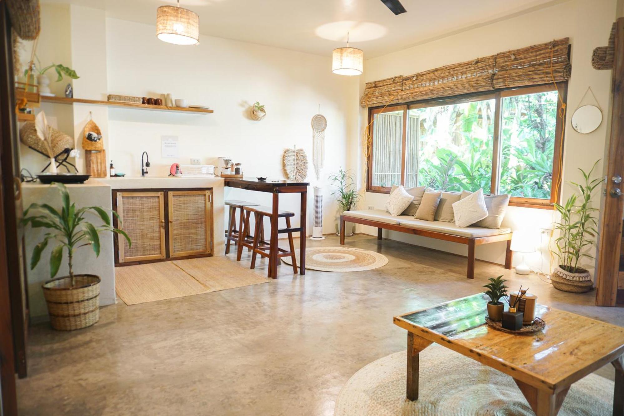 Greenhouse Siargao Roadside Boutique Apartments General Luna  Exterior photo